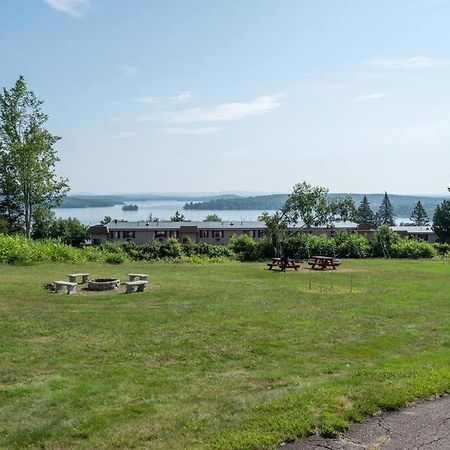 Cute Cedar Lodge Studio With Balcony & Lake Views! ラコニア エクステリア 写真